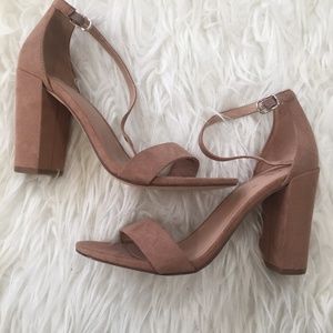 Tan heels size 7